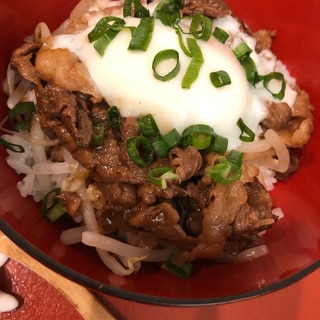 温玉のせ焼肉丼